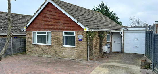 Detached bungalow to rent in Willow Walk, Eastbourne BN22