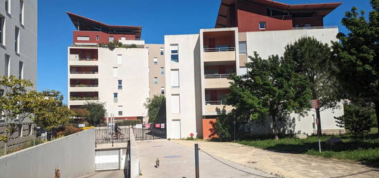 Appartement meublé  à louer, 3 pièces, 2 chambres, 63 m²