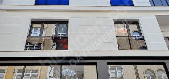 MİA'DAN İLKADIM GAZİ CADDESİ'NDE KİRALIK LÜKS 3+1 DAİRE