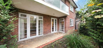 2 bedroom maisonette for sale