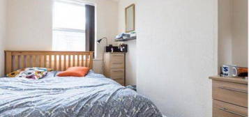 5 bed shared accommodation to rent