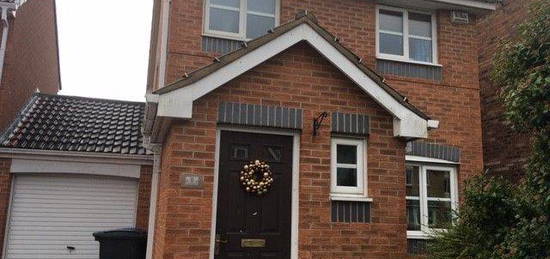 3 bed link detached house to rent