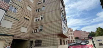 Apartamento T1+1 Venda em Mina de Água,Amadora