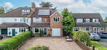 4 bedroom semi-detached house for sale