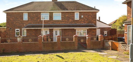 2 bedroom semi-detached house for sale