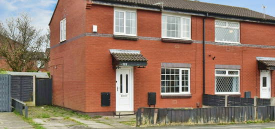 3 bed semi-detached house for sale