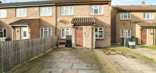 End terrace house for sale in Vincent Way, York YO24