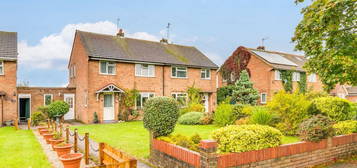 3 bed semi-detached house for sale