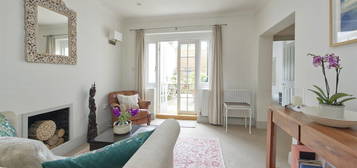 Flat for sale in Norland Square, London W11