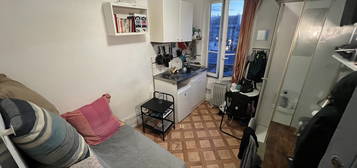 CHAMBRE 8,40M2 PARIS 17EME