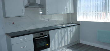 2 bed flat to rent