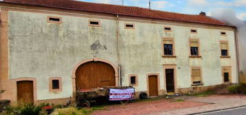 Eins- bis Zweifamilienhaus mit Scheune in Ittersdorf, Wallerfangen