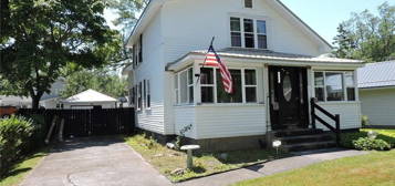 493 Peters Rd, Evans, NY 14006