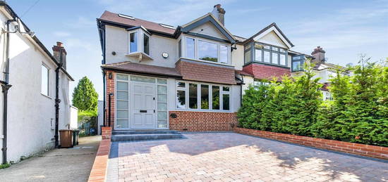 4 bed semi-detached house for sale