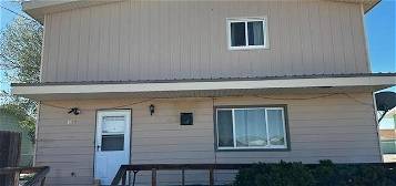156 S  Tipperary St, Hanna, WY 82327