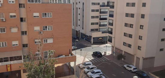 Alquiler de Piso en avenida del Mediterráneo