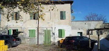 Casa indipendente in vendita in via del Santuario s.n.c