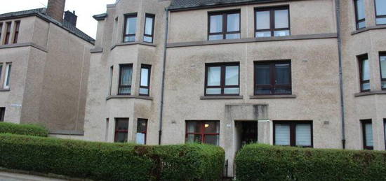 2 bedroom ground floor flat