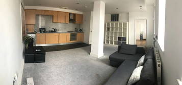 2 bed flat to rent