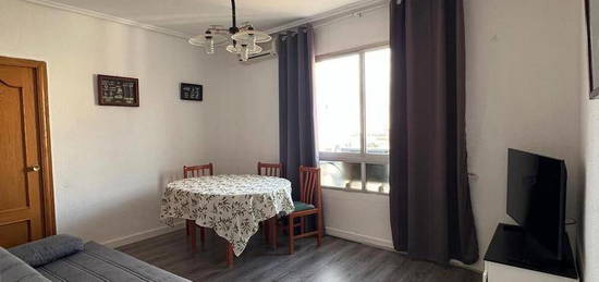 Apartamento de alquiler en Avenida Malvarrosa, La Malva-rosa