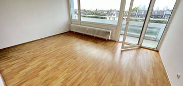 *1-Zimmer-Wohnung* + EBK + Balkon