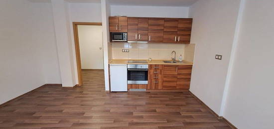 Byt 1+kk, 33 m², U Dlouhé stěny, Jihlava