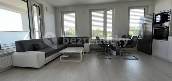 Pronájem bytu 3+kk 71 m², Wassermannova, Prague