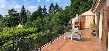 Belle chambre meublée terrasse et vue Pontoise