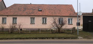 Prodej rodinného domu, Starý Petřín u Vranovské přehrady