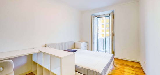 Bright room in Rua Mirante, Lisbon - 169856