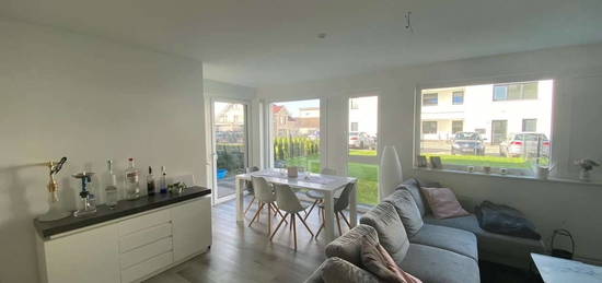 Stilvolle, neuwertige 3-Zimmer-Erdgeschosswohnung mit Terrasse und kl. Garten in Lengede/Broistedt