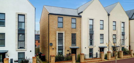 4 bedroom town house for sale