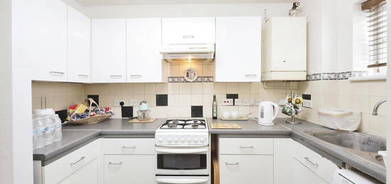 Flat for sale in Lime Close, Harrow HA3