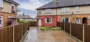 3 bed semi-detached house to rent