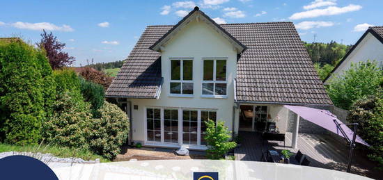 Elegantes 1-Fam.-Haus in Weilersbach!!! TOP-Zustand auf 3 Etagen, ca. 163m² Wfl., 616m² Grundstück!!! Gr. Einbauküche, Fernblick, Garage!!!