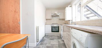 2 bed flat to rent