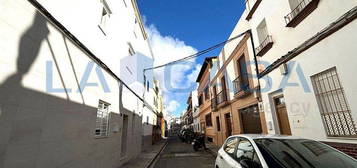 Casa en calle Nufro Sánchez, Fontanal - San Carlos - San José, Sevilla