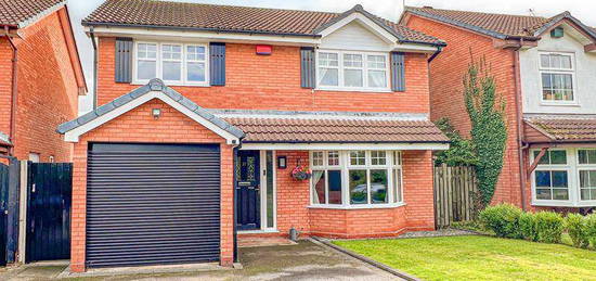 4 bedroom detached house for sale