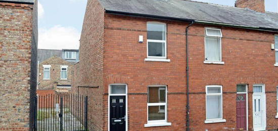 2 bedroom terraced house