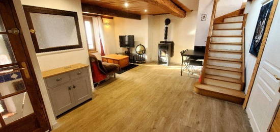 Maison de village 2 étages  à vendre, 4 pièces, 3 chambres, 120 m²