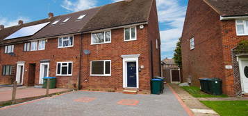 5 bedroom semi-detached house