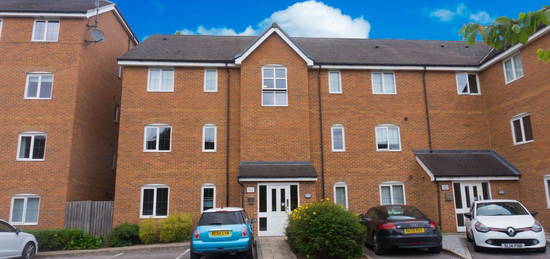 Flat to rent in Grangefield Court, Doncaster DN4