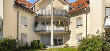 Erdgeschoss-Wohnung mit Flair: Entspannte Ein-Zimmer-Wohnung mit Terrasse und Stellplatz