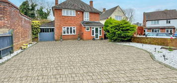 3 bed detached house for sale