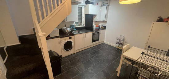 1 bedroom terraced house to rent