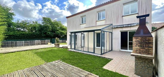 Maison  à vendre, 5 pièces, 3 chambres, 118 m²