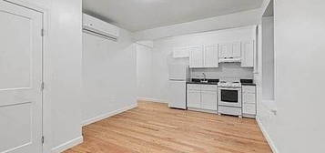 3921 57th St Unit C4, Flushing, NY 11377