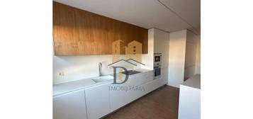 Apartamento T3 Renovado em Vila Nova de Famalicão